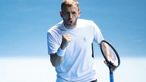 他总是站在 他总是站在