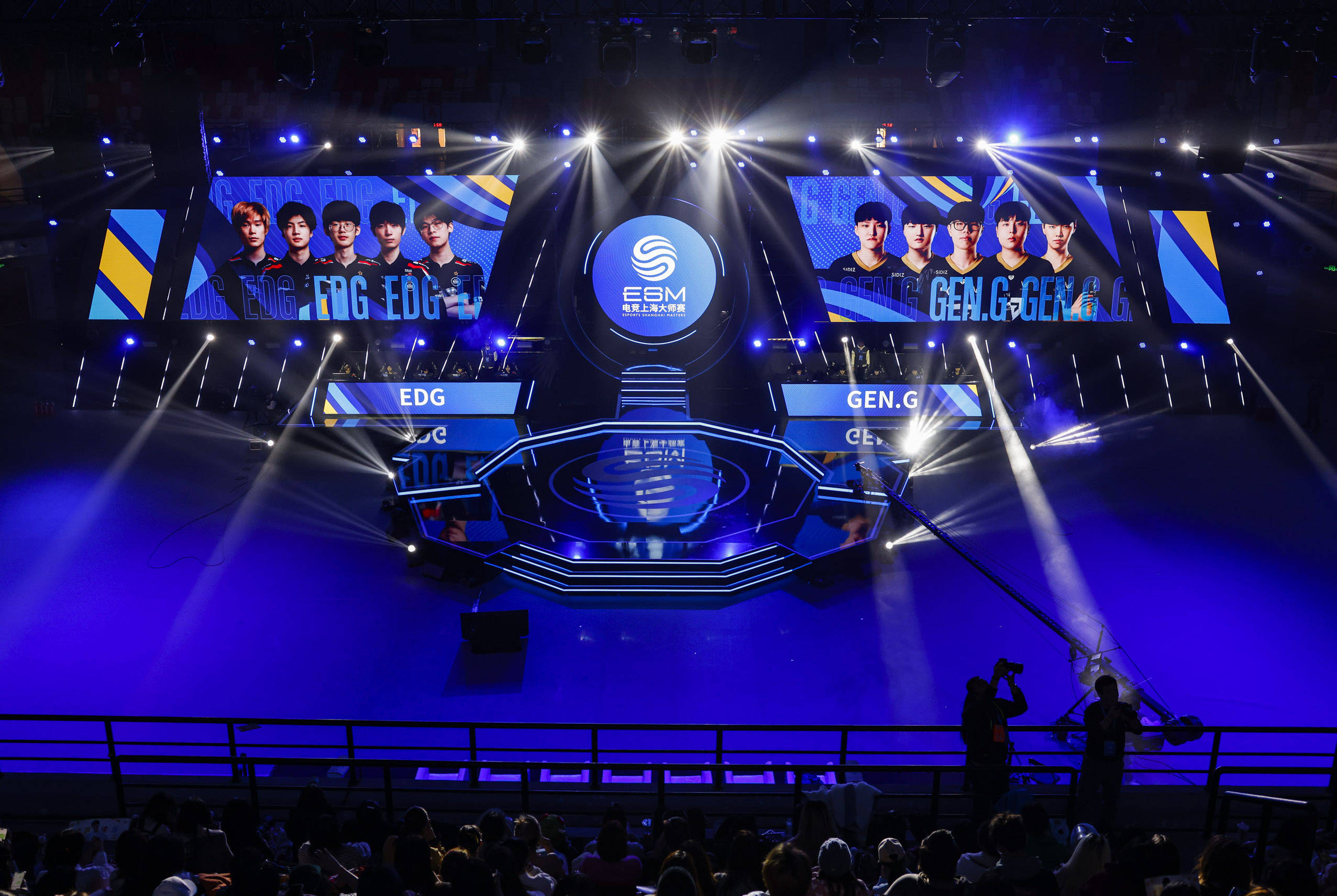 尺寸策略 尺寸策略